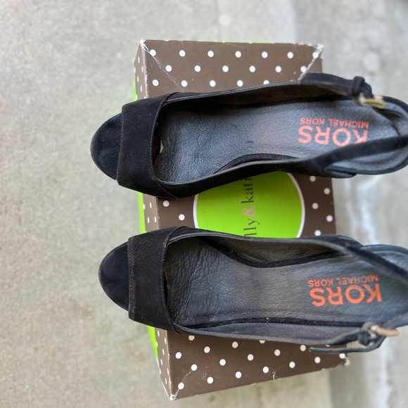 Kors-Michael Kors 7.5 ALL LEATHER w/ leather sole slingback wedge heels *Unique* - Picture 3 of 7